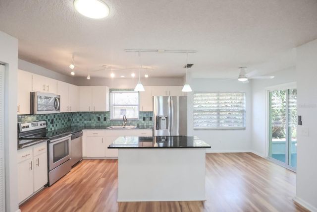 9629 SW 95TH TERRACE D, Ocala, FL 34481