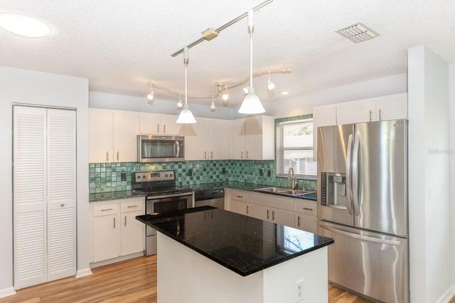 9629 SW 95TH TERRACE D, Ocala, FL 34481