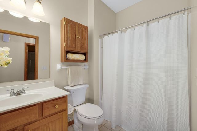 19134 Inndale Drive, Lakeville, MN 55044