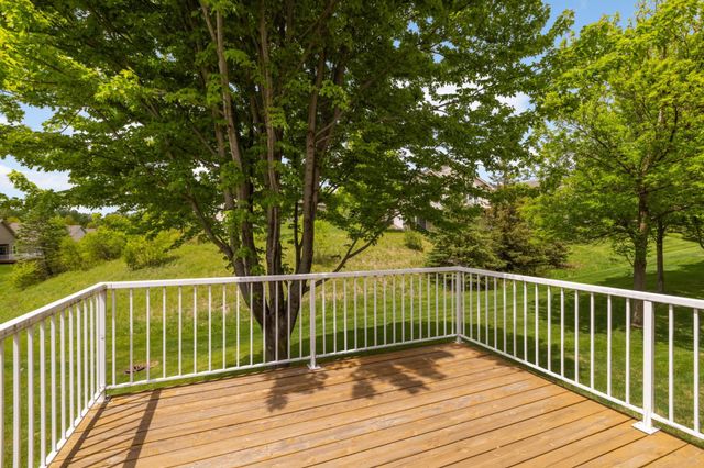 19134 Inndale Drive, Lakeville, MN 55044