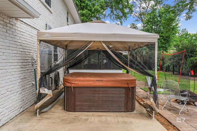 219 W Rosetta Avenue, Foley, AL 36535