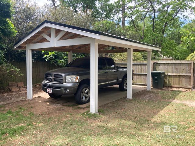 219 W Rosetta Avenue, Foley, AL 36535