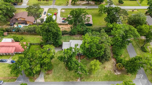 219 W Rosetta Avenue, Foley, AL 36535