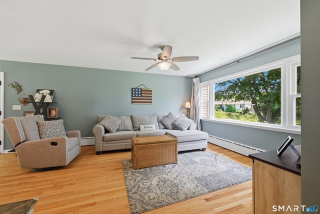 3 South Meadow Drive, Danbury, CT 06811