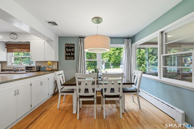 3 South Meadow Drive, Danbury, CT 06811