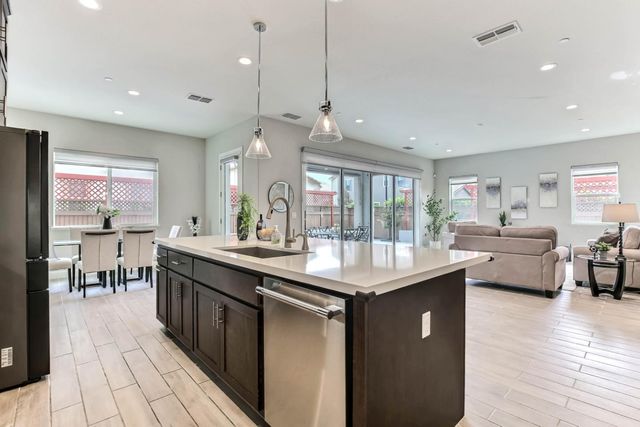 6736 Grasshopper Avenue, Newark, CA 94560