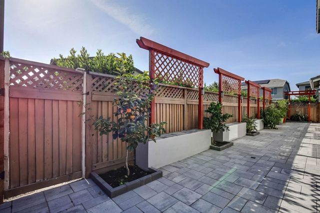 6736 Grasshopper Avenue, Newark, CA 94560