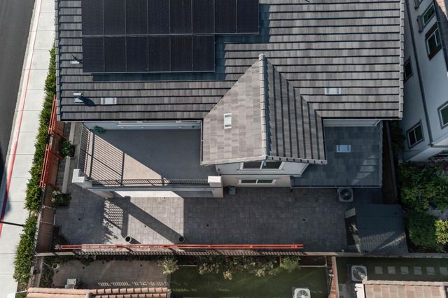 6736 Grasshopper Avenue, Newark, CA 94560