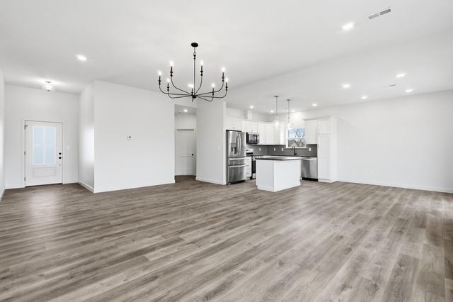 2205 BRENGMAN DR, Columbia, MO 65202
