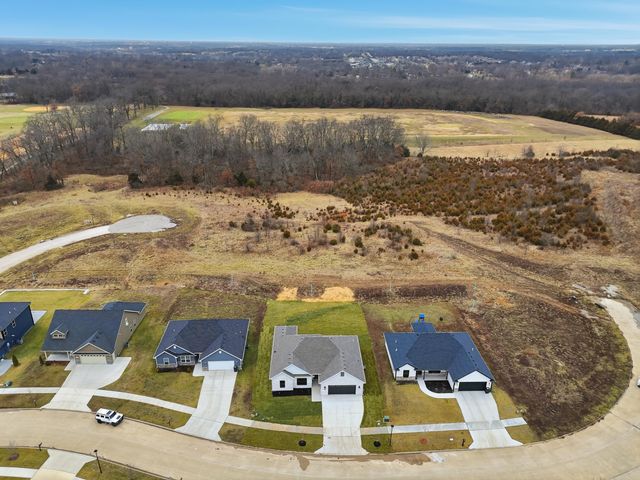 2205 BRENGMAN DR, Columbia, MO 65202