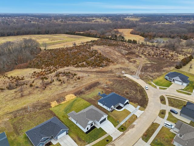 2205 BRENGMAN DR, Columbia, MO 65202
