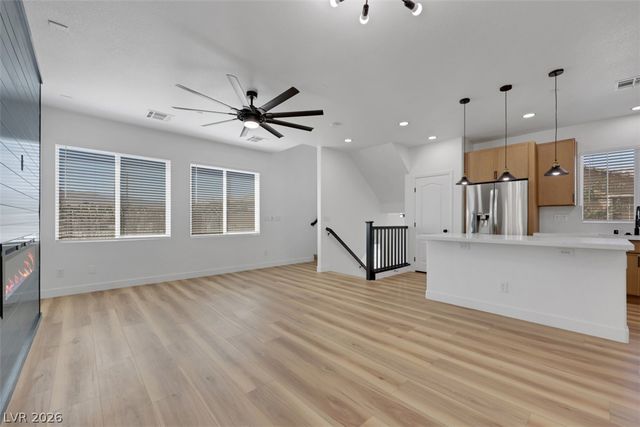 9057 Boston Springs Avenue, Las Vegas, NV 89149