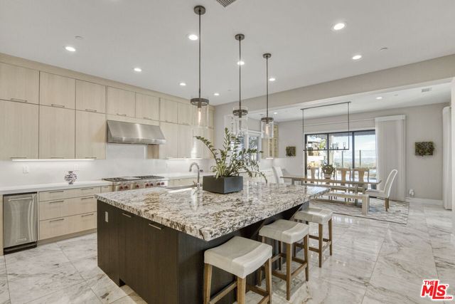 20124 W Piccadilly Lane, Porter Ranch, CA 91326