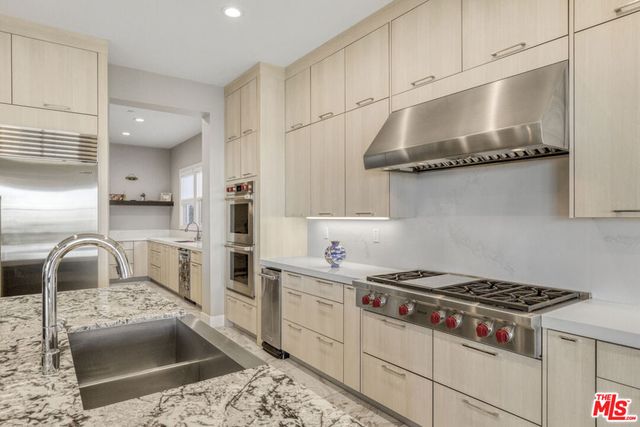 20124 W Piccadilly Lane, Porter Ranch, CA 91326