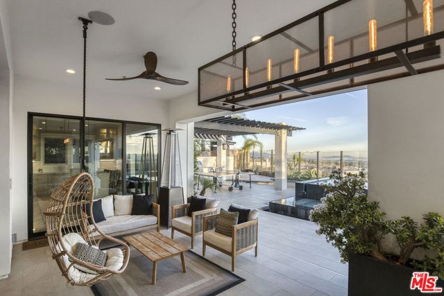 20124 W Piccadilly Lane, Porter Ranch, CA 91326