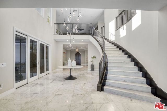 20124 W Piccadilly Lane, Porter Ranch, CA 91326