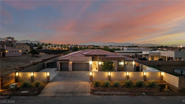 7942 West Torino Avenue, Las Vegas, NV 89113