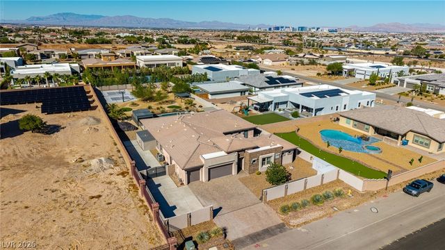 7942 West Torino Avenue, Las Vegas, NV 89113