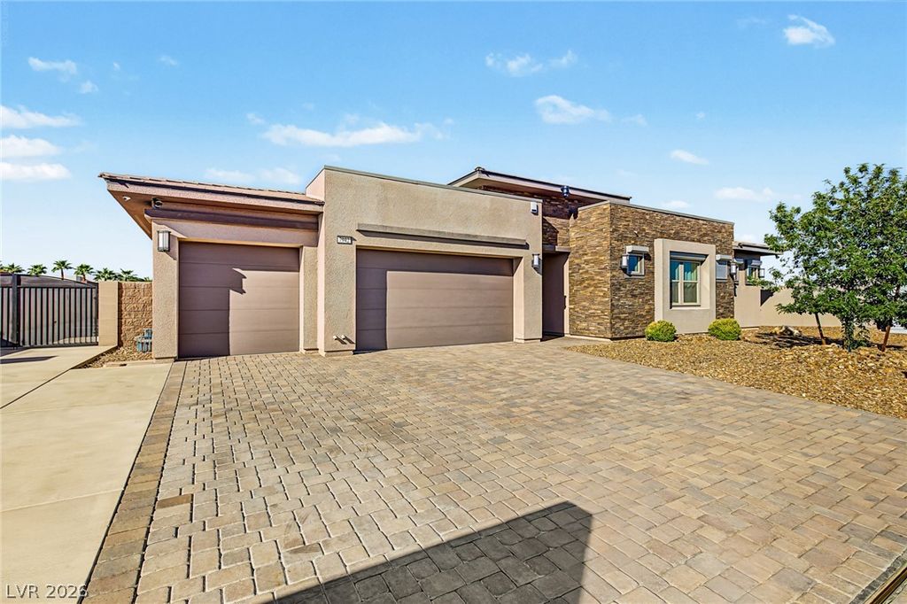 7942 West Torino Avenue, Las Vegas, NV 89113 — photo 4
