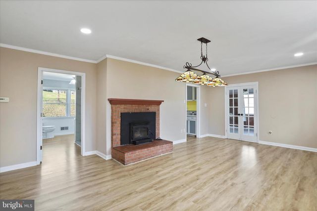 508 MASSANUTTEN HTS, Woodstock, VA 22664