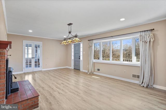 508 MASSANUTTEN HTS, Woodstock, VA 22664