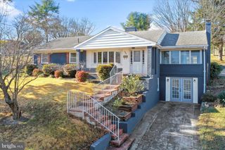 508 MASSANUTTEN HTS, Woodstock, VA 22664