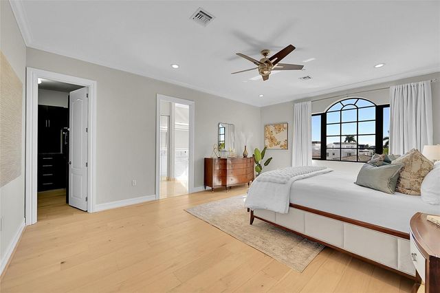 2254 SE 7th Street, Pompano Beach, FL 33062