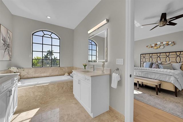 2254 SE 7th Street, Pompano Beach, FL 33062