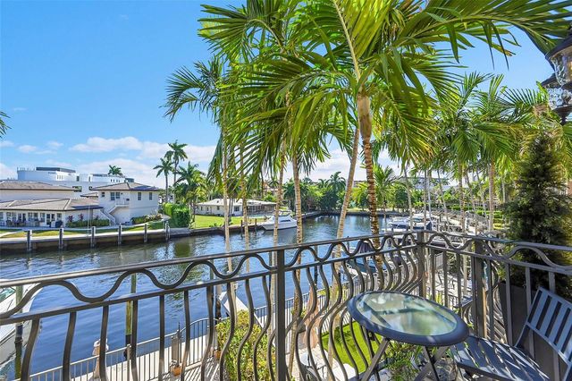 2254 SE 7th Street, Pompano Beach, FL 33062