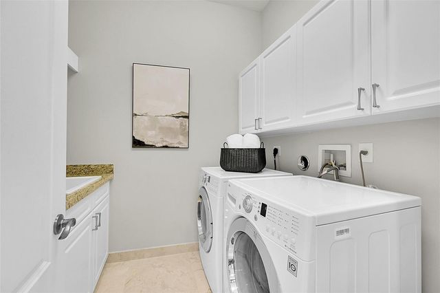 2254 SE 7th Street, Pompano Beach, FL 33062
