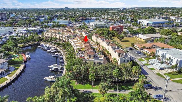 2254 SE 7th Street, Pompano Beach, FL 33062