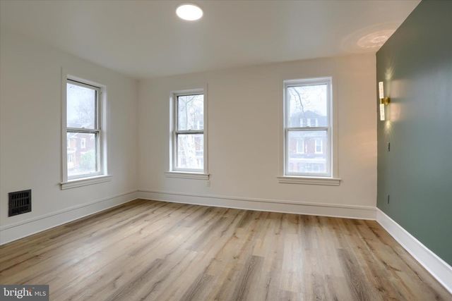 3029 N 3RD ST, Harrisburg, PA 17110