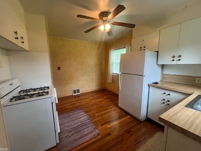 3425 Sterling Street, Flint, MI 48504