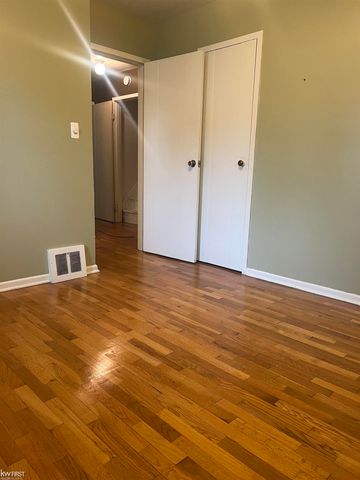 3425 Sterling Street, Flint, MI 48504