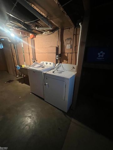 3425 Sterling Street, Flint, MI 48504