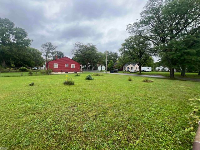 3425 Sterling Street, Flint, MI 48504