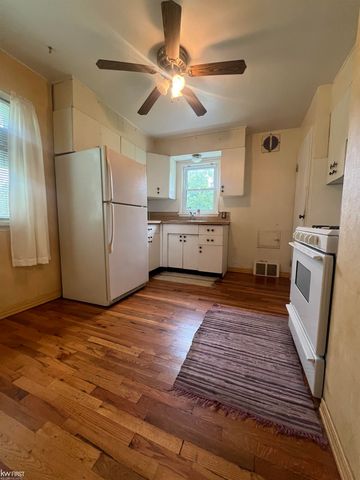 3425 Sterling Street, Flint, MI 48504