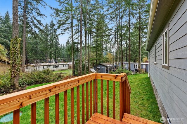 141 E Dalkeith Road, Shelton, WA 98584