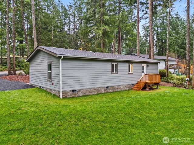 141 E Dalkeith Road, Shelton, WA 98584