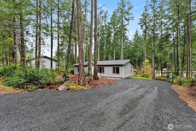 141 E Dalkeith Road, Shelton, WA 98584
