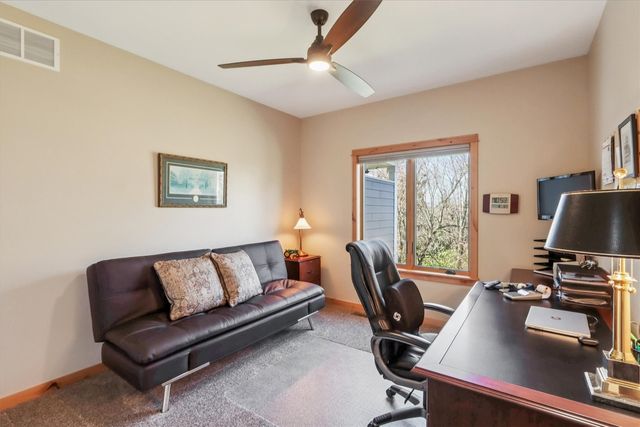 703 American Pharaoh Drive, Iowa City, IA 52240