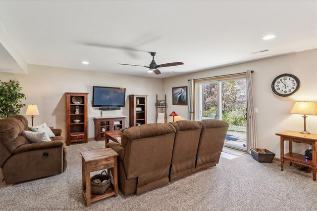 703 American Pharaoh Drive, Iowa City, IA 52240