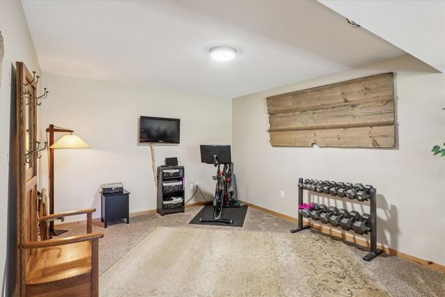 703 American Pharaoh Drive, Iowa City, IA 52240