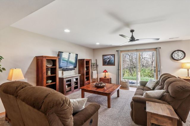 703 American Pharaoh Drive, Iowa City, IA 52240