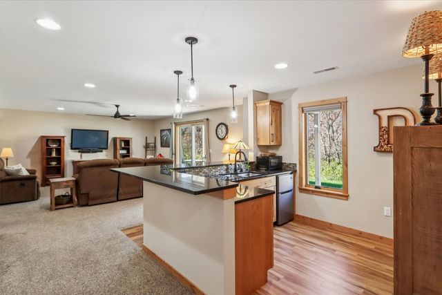 703 American Pharaoh Drive, Iowa City, IA 52240