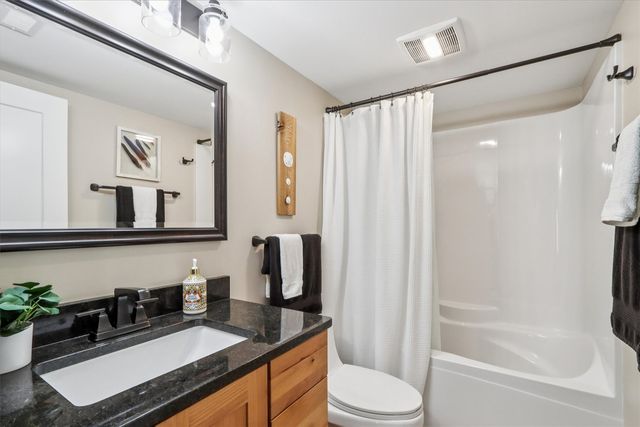 703 American Pharaoh Drive, Iowa City, IA 52240