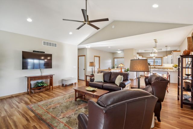 703 American Pharaoh Drive, Iowa City, IA 52240