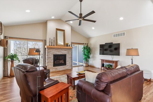 703 American Pharaoh Drive, Iowa City, IA 52240