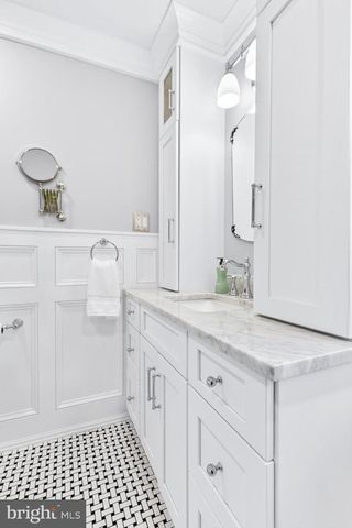 1720 LITITZ PIKE, Lancaster, PA 17601