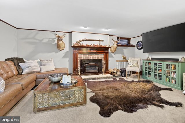 1720 LITITZ PIKE, Lancaster, PA 17601